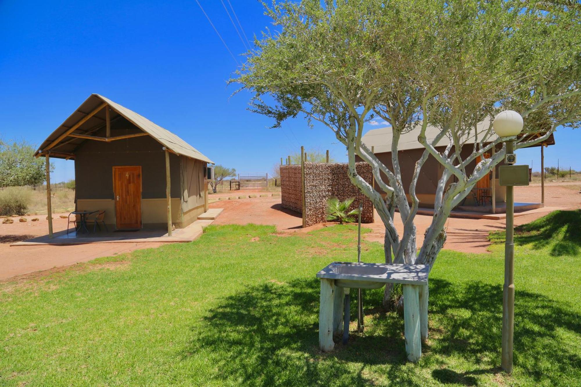 Lapa Lange Game Lodge Mariental Exteriér fotografie
