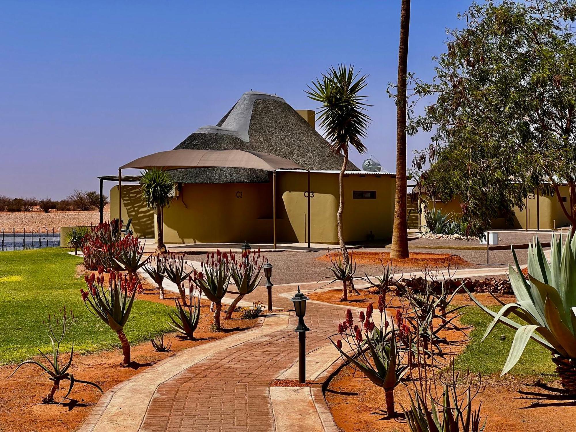 Lapa Lange Game Lodge Mariental Exteriér fotografie